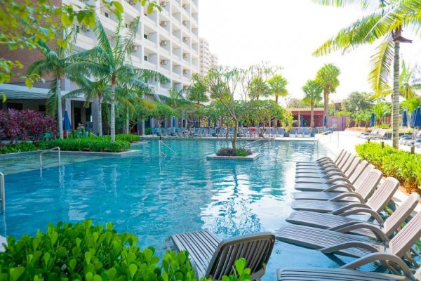 Hot Beach Resort